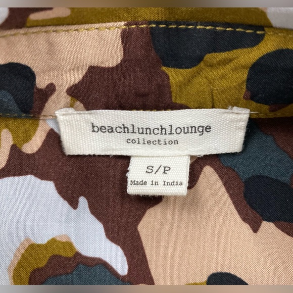 Beach Lunch Lounge Blouse, Long Sleeves, Women's Size S/P, Camouflage Pattern - Picture 10 of 12